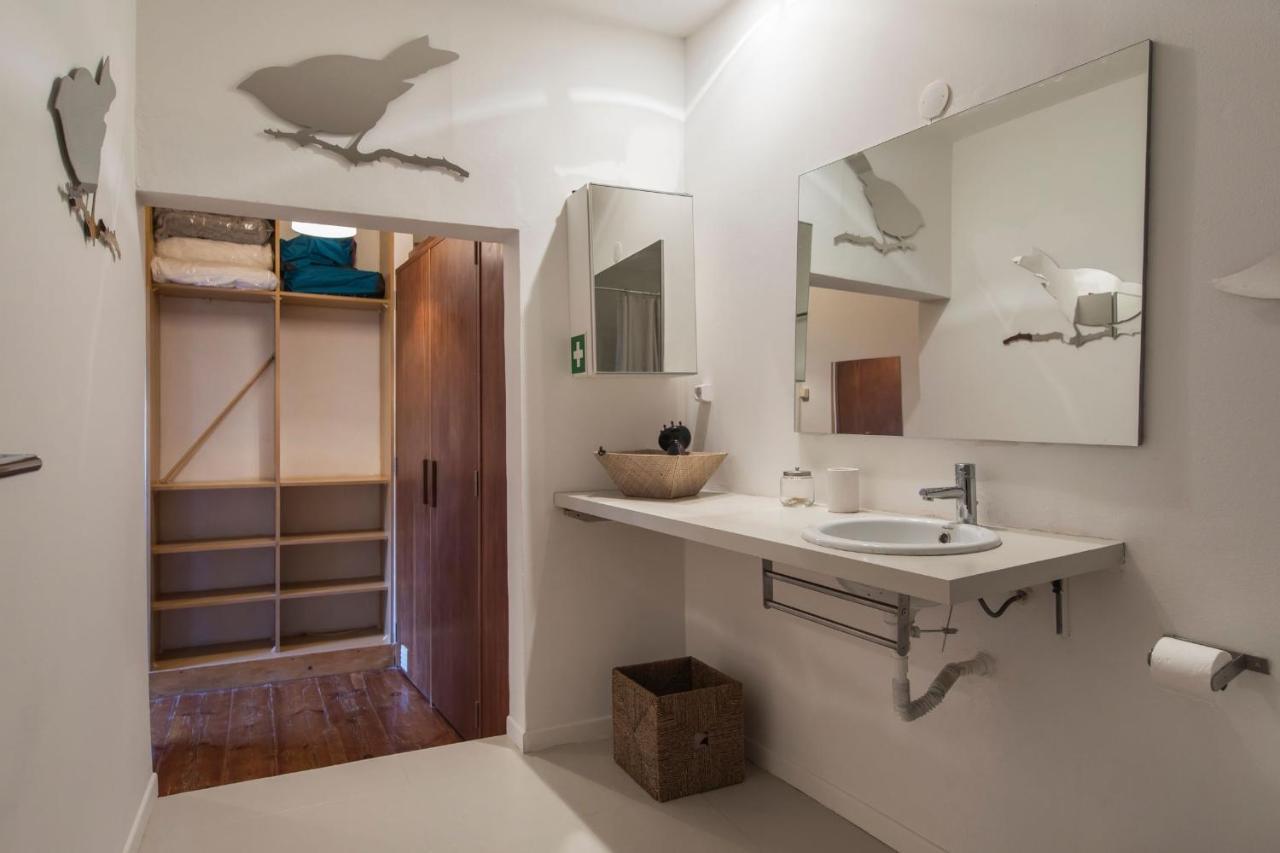 Lovelystay - Chiado 2 Bedroom Charm! Lisbona Esterno foto