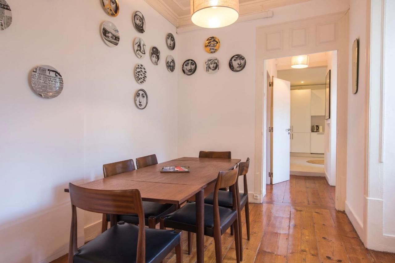 Lovelystay - Chiado 2 Bedroom Charm! Lisbona Esterno foto